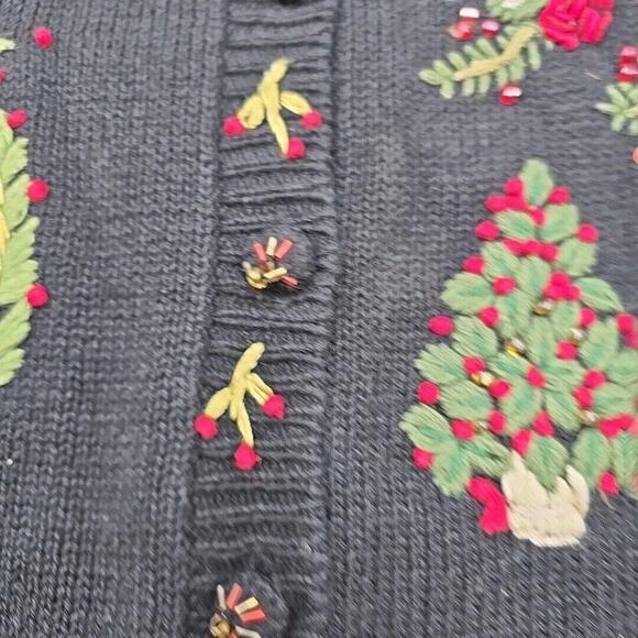 Casual Corner Ugly Christmas Embroidered Beaded Button Up Cardigan Sweater PS‎ - Picture 10 of 16